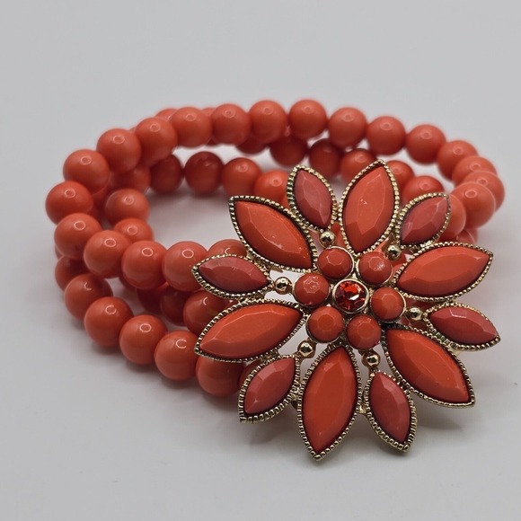 Vintage 2 Strand Plastic Beaded Bracelet Coral Stretch Flower Jewelry Boho Bloom - Picture 1 of 9